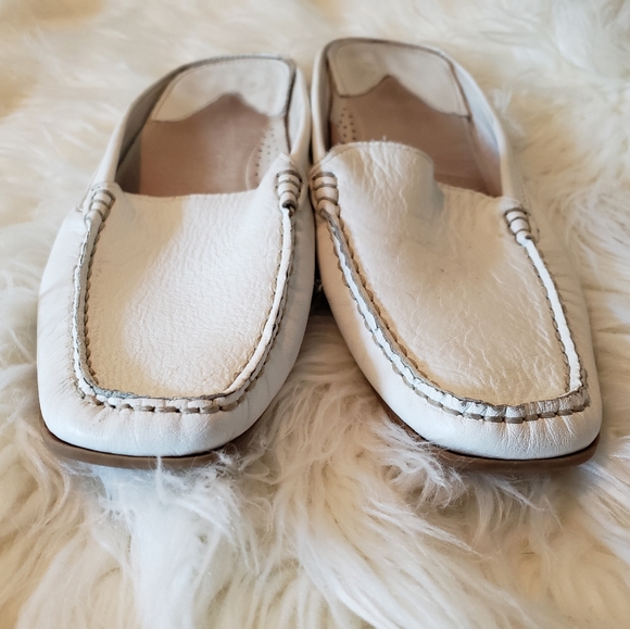 Binome Vintage White Leather Loafer Slide - Picture 4 of 6